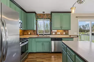 13556 355th St, Lindstrom, MN 55045 - Photo 6