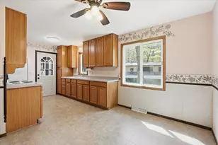 N7513 910th St, River Falls, WI 54022 - Photo 8