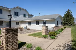 11135 Drake St NW, Coon Rapids, MN 55433 - Photo 2