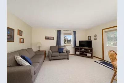 11135 Drake Street NW, Coon Rapids, MN 55433 - Photo 4