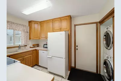 11135 Drake Street NW, Coon Rapids, MN 55433 - Photo 10