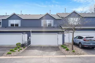 14243 Banyan Ln, Rosemount, MN 55068 - Photo 2