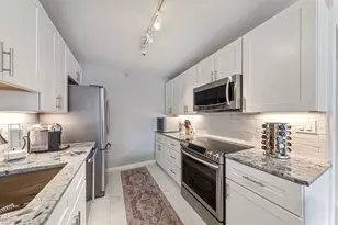 1225 Lasalle Ave, Minneapolis, MN 55403 - Photo 6