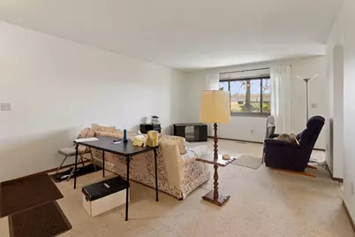 438 Etna Street #103, Saint Paul, MN 55106 - Photo 4