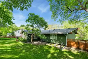 4860 Kingsberry Ln, Minnetonka, MN 55345 - Photo 30