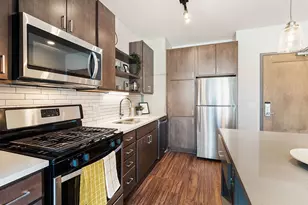 811 Washington Ave S, Minneapolis, MN 55415 - Photo 4