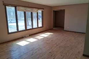 1919 Summit Dr, Saint Cloud, MN 56303 - Photo 4