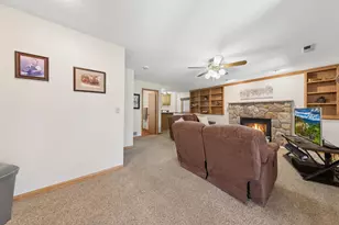 8922 Quinwood Ln N, Maple Grove, MN 55369 - Photo 20