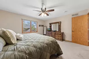 8922 Quinwood Ln N, Maple Grove, MN 55369 - Photo 12