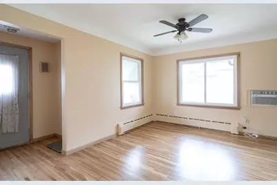 1044 Cumberland Street, Saint Paul, MN 55117 - Photo 8