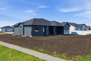 4257 Pine Pkwy S, Fargo, ND 58104 - Photo 40