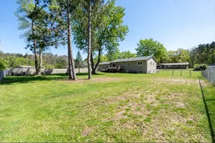 2855 Ivy St S, Cambridge, MN 55008 - Photo 34
