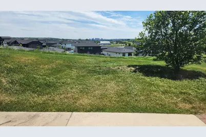 2136 Ashland Drive NW, Rochester, MN 55901 - Photo 16