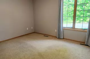 2136 Ashland Dr NW, Rochester, MN 55901 - Photo 10