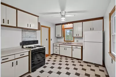 7070 Claude Avenue, Inver Grove Heights, MN 55076 - Photo 10