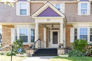 451 Lynnhurst Ave E, Saint Paul, MN 55104 - Photo 2