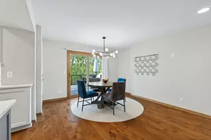 1289 Castle Ct, Golden Valley, MN 55427 - Photo 20
