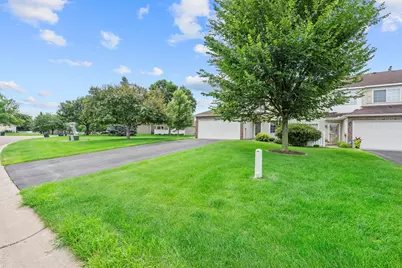 6276 158th Street W, Apple Valley, MN 55124 - Photo 2