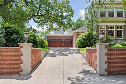 1721 Mount Curve Avenue, Minneapolis, MN 55403 - Photo 110