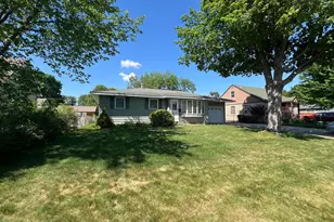 410 14th St W, Hastings, MN 55033 - Photo 4
