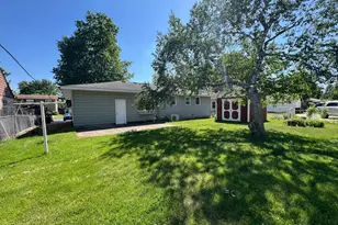 410 14th St W, Hastings, MN 55033 - Photo 8