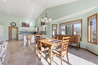 2622 Wheatland Drive S, Fargo,  58103 - Photo 10