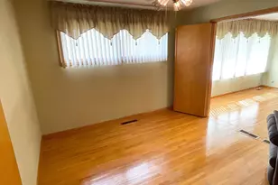 1405 5th St NW, Austin, MN 55912 - Photo 6