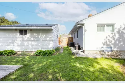 1771 Ivy Avenue E, Saint Paul, MN 55106 - Photo 30