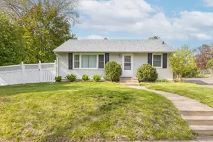 1771 Ivy Ave E, Saint Paul, MN 55106 - Photo 2