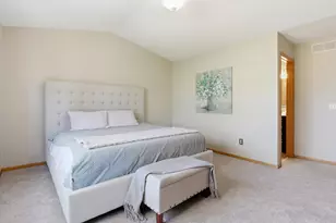 13944 Ventura Pl, Savage, MN 55378 - Photo 12