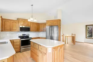 8918 Waconia St NE, Blaine, MN 55449 - Photo 4