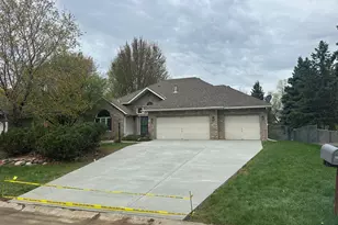 2522 Windsor Ln, Woodbury, MN 55125 - Photo 6