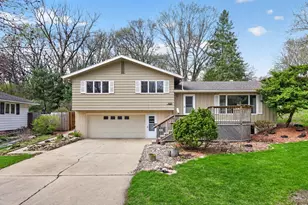 1045 19th Ave NE, Rochester, MN 55906 - Photo 28