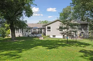 4415 Victoria St N, Shoreview, MN 55126 - Photo 36