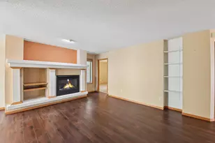631 Grandview Dr, Hudson, WI 54016 - Photo 4