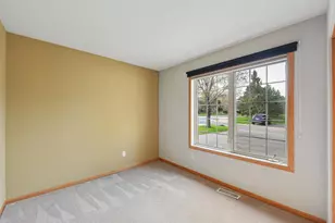 631 Grandview Dr, Hudson, WI 54016 - Photo 20