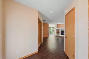 631 Grandview Dr, Hudson, WI 54016 - Photo 2