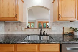 15 Anemone Cir, North Oaks, MN 55127 - Photo 8
