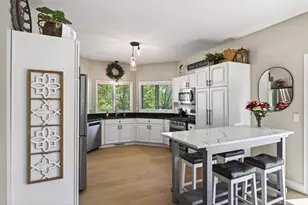 9459 Kirkwood Way N, Maple Grove, MN 55369 - Photo 6
