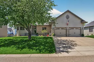 9459 Kirkwood Way N, Maple Grove, MN 55369 - Photo 2