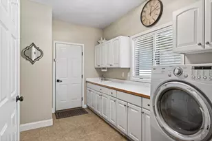9459 Kirkwood Way N, Maple Grove, MN 55369 - Photo 24