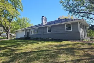 216 Hawes Ave, Shoreview, MN 55126 - Photo 2