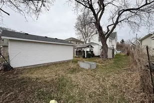 588 York Ave, Saint Paul, MN 55130 - Photo 6