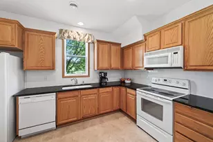 6597 Linwood Dr NE, Albertville, MN 55301 - Photo 8