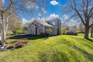 3880 Minnesota Ln N, Plymouth, MN 55446 - Photo 32