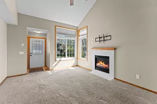 13891 Edgewood Ave, Savage, MN 55378 - Photo 10