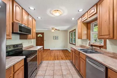 908 Greenvale Avenue W, Northfield, MN 55057 - Photo 12