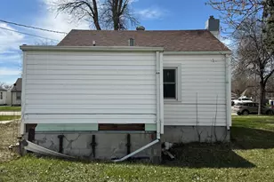 325 19th St N, Fargo, ND 58102 - Photo 12