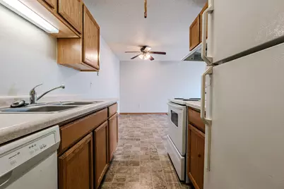 2409 4th Avenue N, Moorhead, MN 56560 - Photo 18