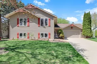 18663 Jasmine Way, Lakeville, MN 55044 - Photo 2
